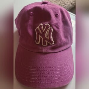 NY Yankees Women's Baseball Hat